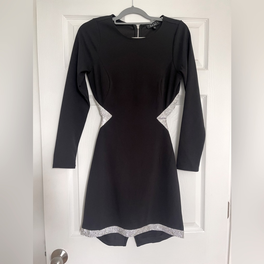 Beautiful black cocktail/holiday dress!